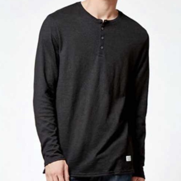 Henley Long sleeve 4 buttons sz small NWT - Picture 2 of 4